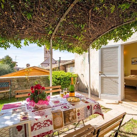 ホテル Terrazza Santa Chiara アッシジ エクステリア 写真