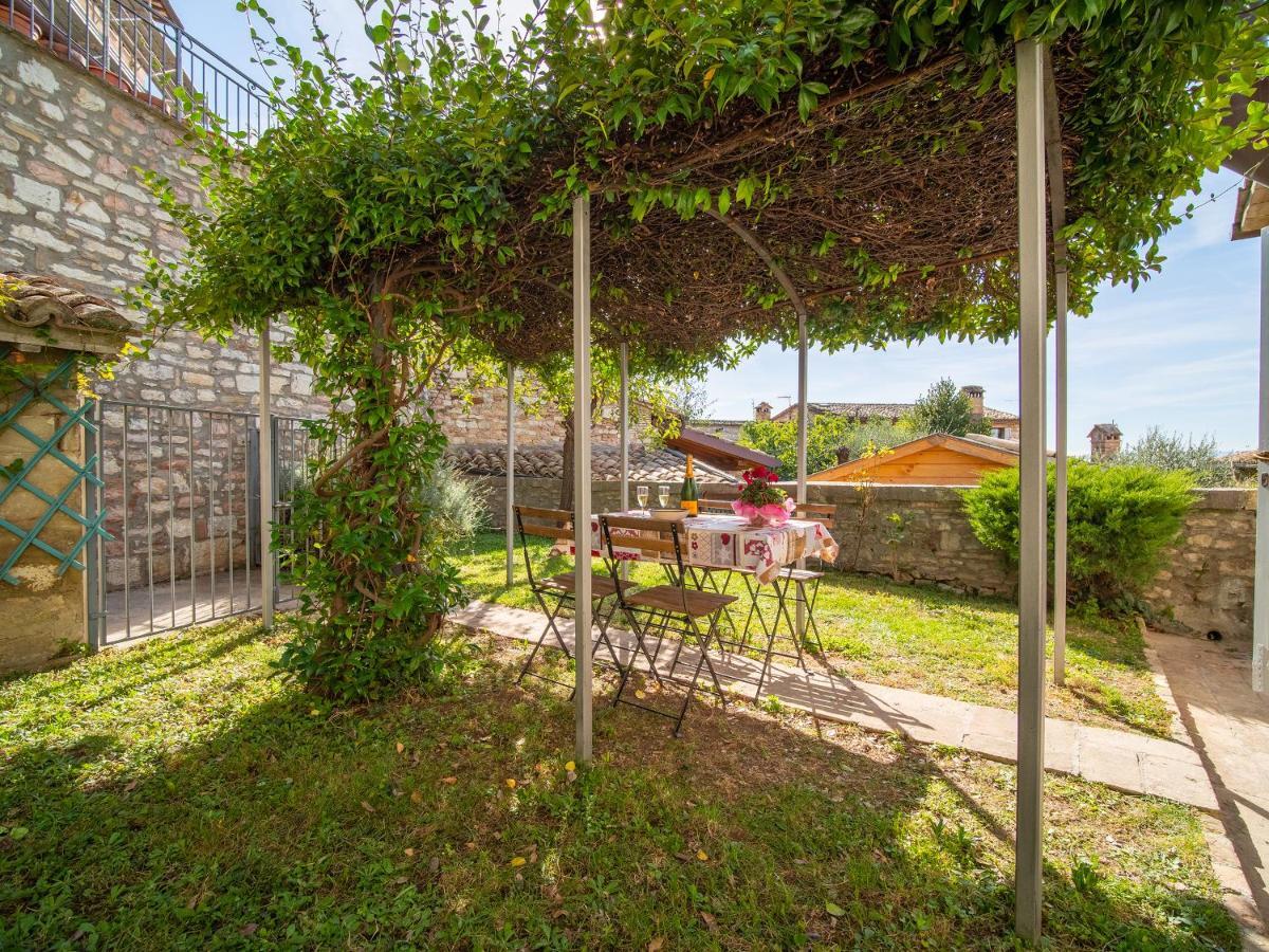 ホテル Terrazza Santa Chiara アッシジ エクステリア 写真