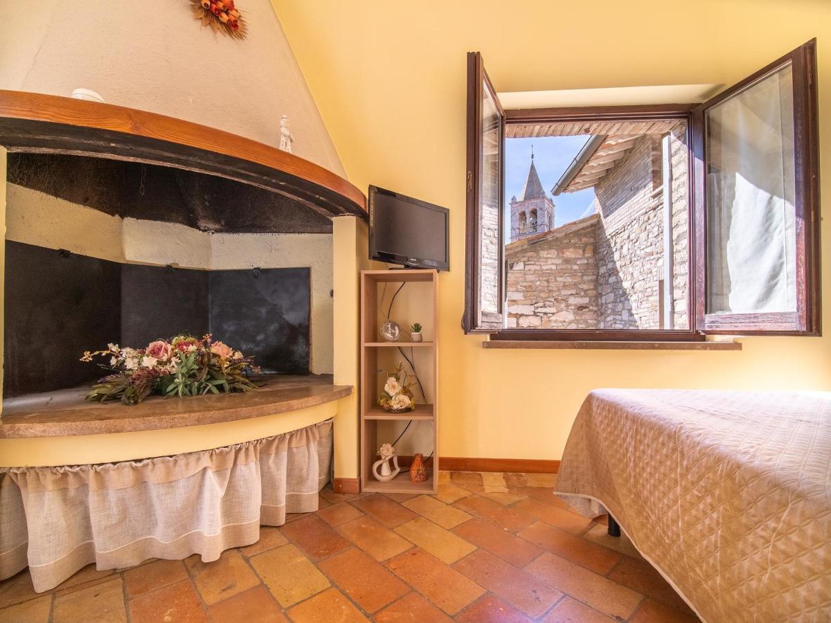 ホテル Terrazza Santa Chiara アッシジ エクステリア 写真